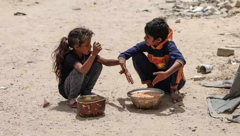 Gazze'de Dört Yaşındaki Çocuğun Ölümü: Açlık Krizi Derinleşiyor