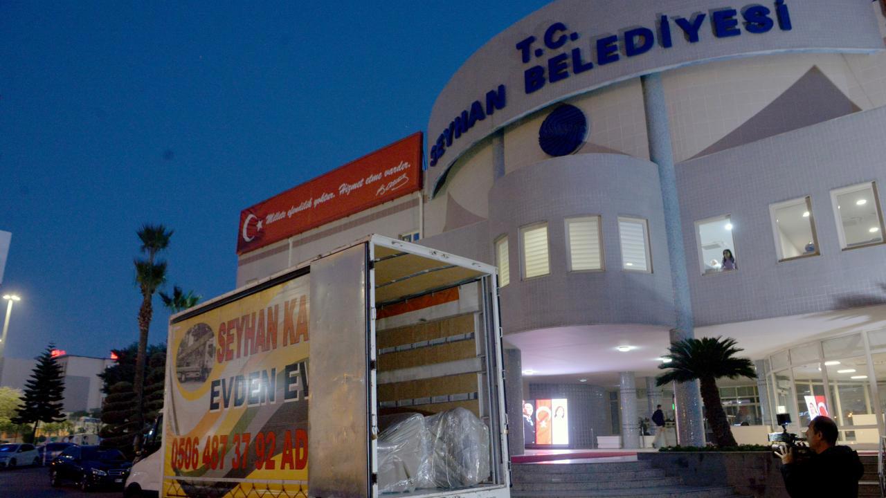 Seyhan Belediyesine Mali Sorunlar – Haciz Kararı Aldı