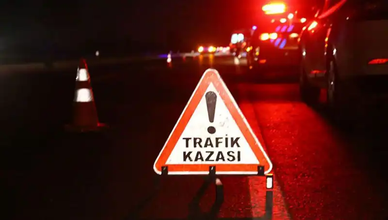 Şanlıurfa'da Zincirleme Kaza: 7 Kişi Yaralandı, Olay Yerinde Tüm Gözler Üzerine Toplandı