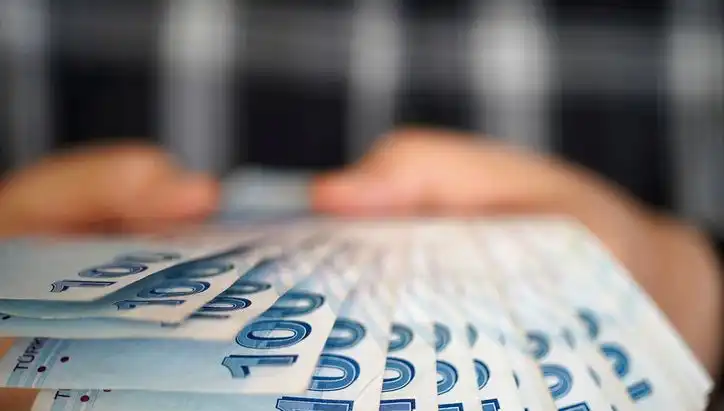Emekli Promosyon Kampanyaları 2025: Bankaların Yeni Teklifleri