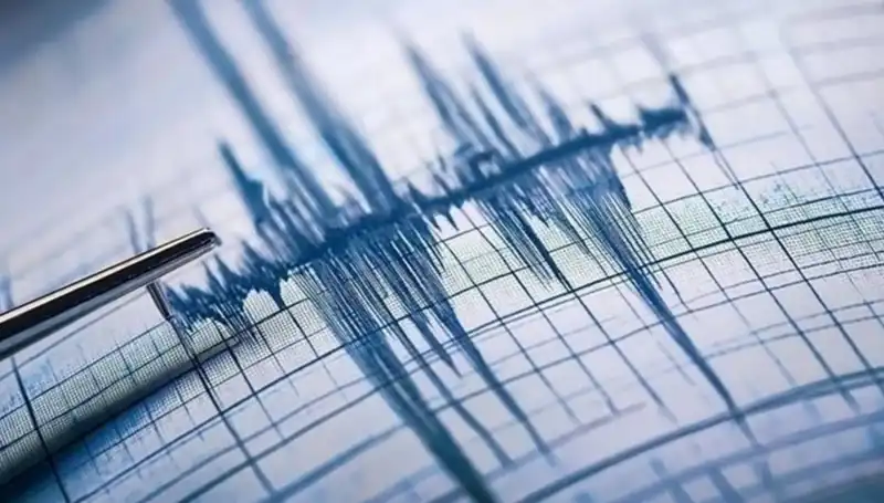 Rusya'da 8 Büyüklüğünde Deprem! Tsunami Tehlikesi Kapıda mı?