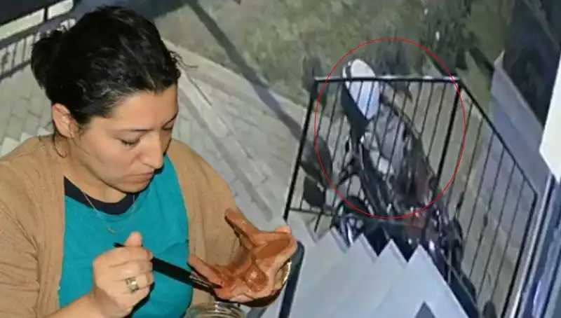 5. Kattan Düşerek Hayatını Kaybeden Tuğba'nın Şüpheli Ölümü Tartışma Yarattı