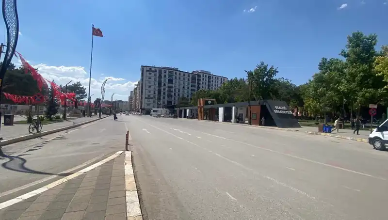 Elazığ’da Sokaklar Neden Boş? Fırtınanın Ardından Şehrin Hali