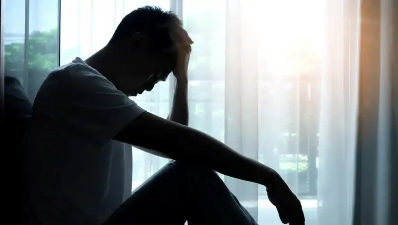 Beyin Tümörü Depresyonu Maskelerken: Genç Kadının Trajik Hikayesi