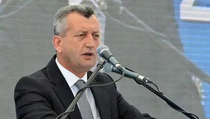 Eski Menemen Belediye Başkanı Tahir Şahin’in Hayatını Kaybetmesi: Siyasi Bir İkonun Sonu