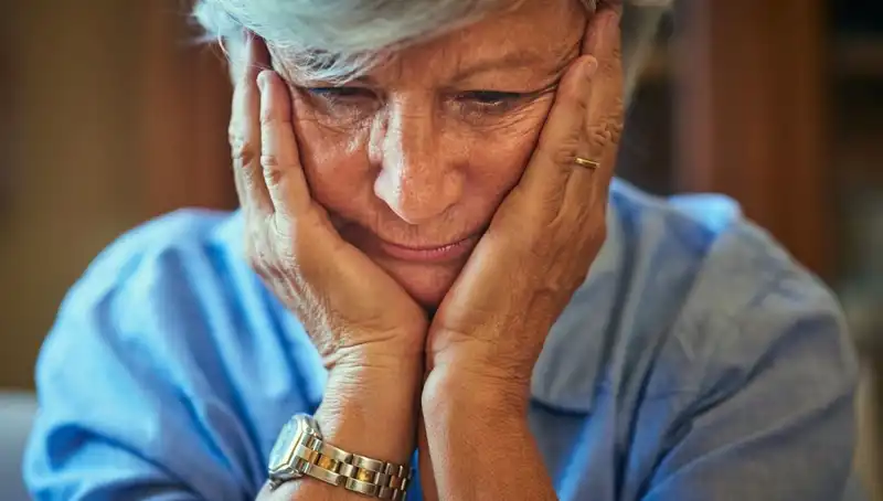 40'lı Yaşlarda Alzheimer Belirtileri: Stresin Görmezden Gelinen Tehlikesi