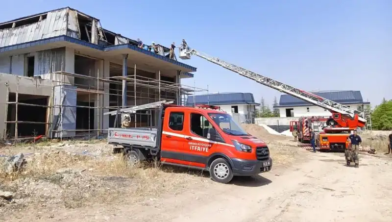 Ankara Gölbaşı'nda Villaları Tehdit Eden Yangın: Sakinler Ne Yapmalı?