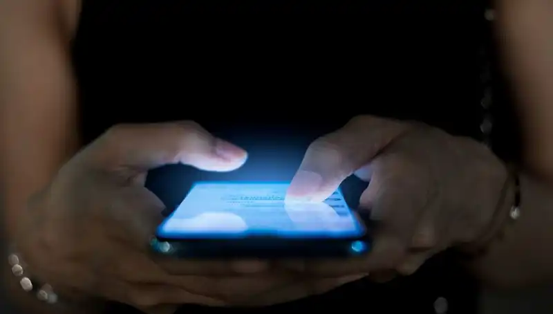 Narsisizmin Gizli Belirtisi: Telefon Alışkanlığınızı Değiştirmeye Hazır Olun!