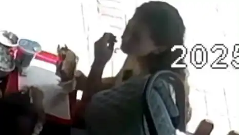 Genç Kadının Şok Edici Saç Olayı: Tostun İçinde Saç Buldu!
