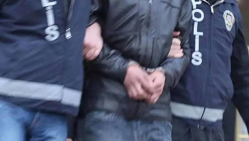 Osmaniye'de Uyuşturucu Operasyonu: 7 Şüpheli Tutuklandı, İlgili Ağ Çökerildi