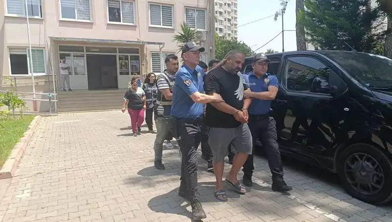 Adana'da Dolandırıcılık Çetesi Çökerildi: 4 Gözaltı ve Tutuklama
